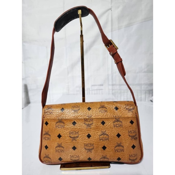 MCM Vintage Cognac Visetos Brown Shoulder Bag with Gold Accents - Picture 3 of 13